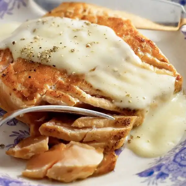 Aqualis Zalmfilet In Een Blanke Botersaus